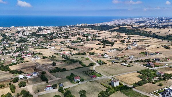 Villa Yapmak İsteyenlere Köşe Manzaralı 781 M Arsa