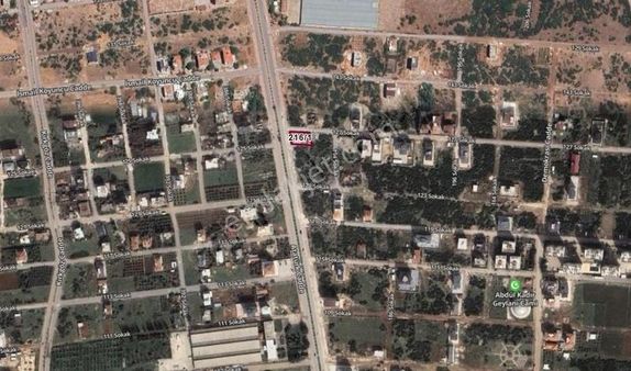 Yeniköy Mahallesi Atatürk Caddesi Satılık Köşe Parsel