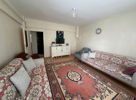 Bursa Emlak Alem-i Çarşı Merkezinde Arakat Full Eşyalı Kiralık