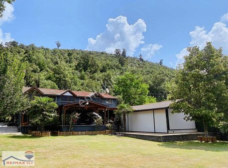 Boğazköy'de Emsalsiz Müstakil Satılık Villa!