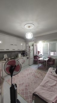 Kurtuluş Mahallesinde Satılık 2+1 Daire