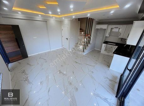 Sakarya Kocaali'de 3+1 Bağımsız Giriş Tripleks Satılık Villa