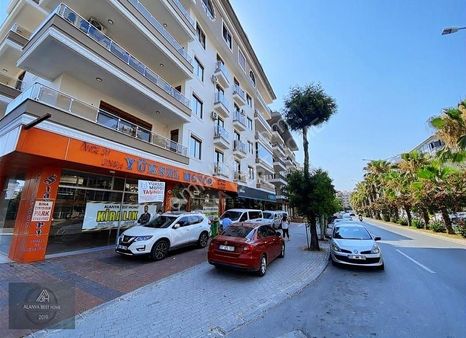 Ana Cadde Üzeri Kurumsal Firmalara Kiralık 410 M2 Köşe Dükkan