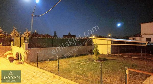 Acil !!! Fiyat Düştü Lalebahçe Durunday Müstakil Ev 890 M2 Arsa