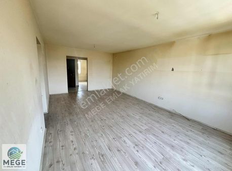 Mege Den Sinanoba Da Emlakbank Konutlarında Satılık 1+1 Daire