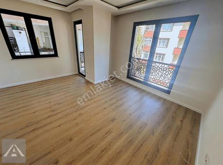 Maltepe Bağlarbaşı 'ında Metro Ve Marmaray A Yakın 2+1