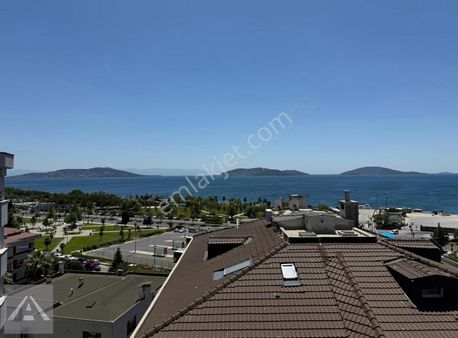 Yalıda Sahile 2. Bina Lebi Derya Deniz Manzaralı 4+2 Dubleks