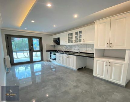 Beylikdüzü Cumhuriyet Mahallesinde 2+1 Satılık Daire