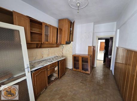 Damlataş'ta Satılık Kleopatra Plajına 100 Metre Mesafede Daire