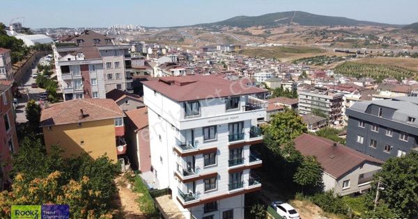 Sancaktepede Fırsat Çevresi Açık 755 M2 Binamız Satılıktır