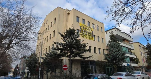 Çankaya Atakule Ahmet Rasim Sok. Satılık 1400m² Bina Ofis İşyeri