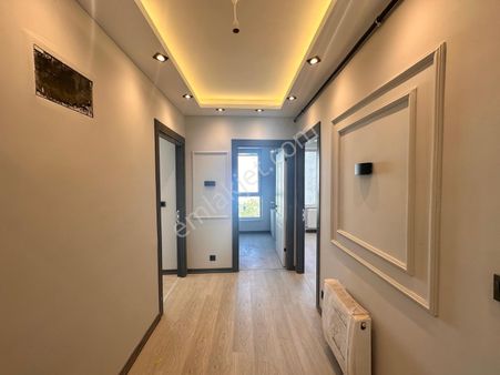 New Emlak'tan Sütlüce De Garajlı 2+0 Apart