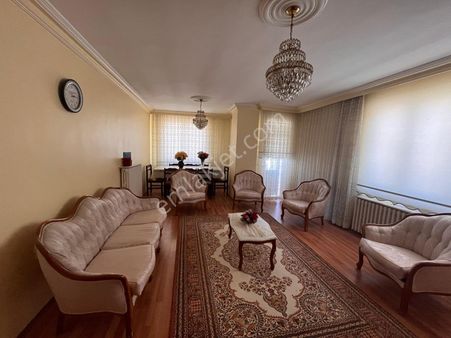 Bahabey Caddesi Çelikler Pastanesi Yanında 8. Kat 3+1 Cadde Cepheli Satılık Daire