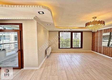 Beylikdüzü Efe'den Metrobüse Yürüme Mesafesi 2+1 Satılık Daire