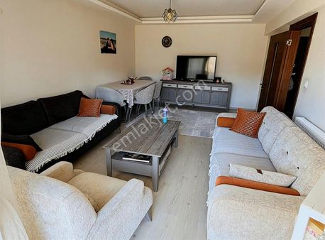 Giray Gayrimenkulden 2+1 Kapalı Mutfak Daire