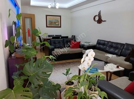 Fikri Altay'da 3+1 Geniş Daire