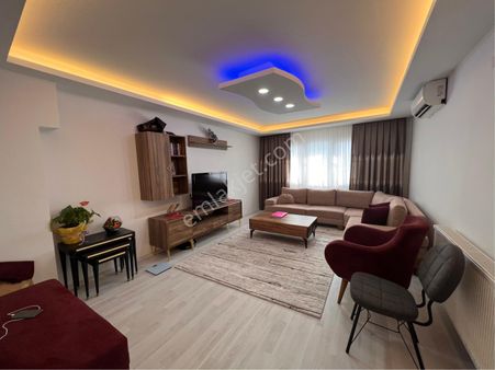 Şirinyerin Göbeğinde 2+1 105m2 Dgazlı Bakımlı Satılık Daire
