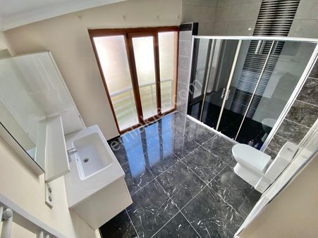 ➤➤herdem'den Akçayda Çift Mutfak 3 Banyo&wc'li 5+1 Ön Cephe Dublex