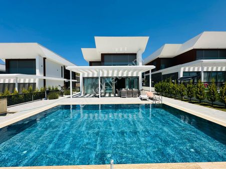 Didim Fener Cad. 4+1 Tam Müstakil Villa