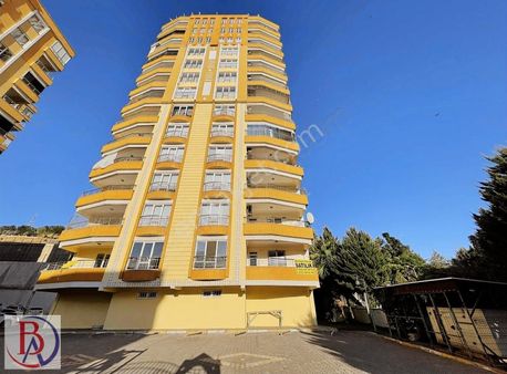 Narlıkuyuda 4+1 Site İçinde Satılık Daire