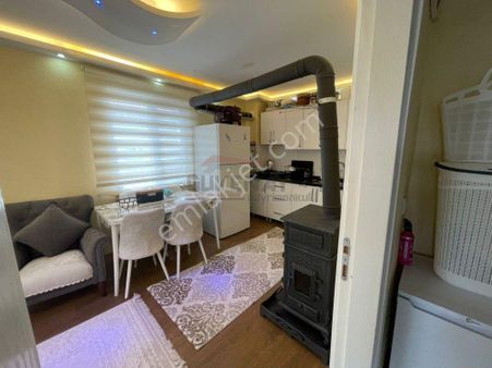 Güvenay - Çorum Cemilbey Yolu Üzeri Güzel Vadi De Lüks Evi Olan Satılık Bahçe