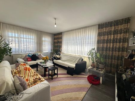 Kocatepe'de Harika Konumda 3+1 Geniş Satılık Fırsat Daire!!!