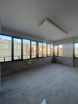 Emsalsiz Büyüklükte Daire