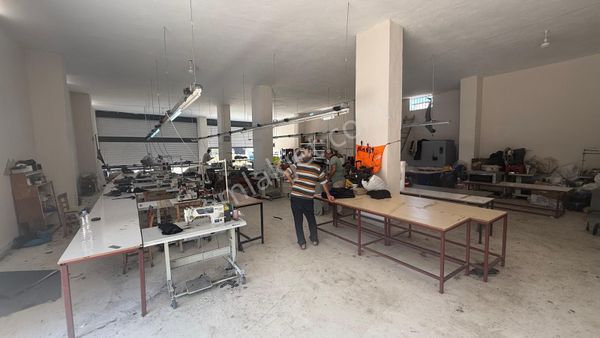 Zorlu Gayrimenkul'den Güzelevler Mah'de 335m2 Kiralık İşyeri