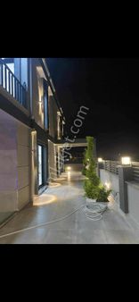 Azm Kartal Gayrimenkul Den Efeler Mahallesi Den Satılık 3+1 Havuzlu Villa