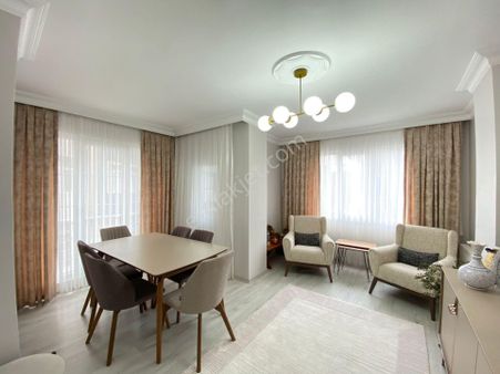 Eyüpsultan Güzeltepede 3+1 Aydınlık Ve Yenilenmiş Satılık Daire!