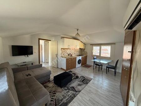 Ender Uysal Gayrimenkulden Sevil Kaynak Okuluna Cephe 2 Ayrı Girişli Eşyalı Dublex Daire...