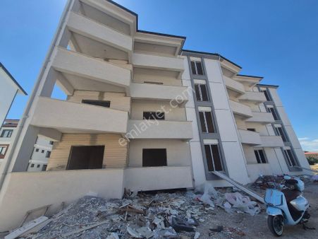 Erkan Anbar Dan Satılık 1+1 Anahtar Teslim Sıfır Daire Suluova Üniversite Karşısı