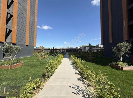 Çorlu Hürriyet Mah Uysallusso Da Havuz Cepheli Satılık Daire