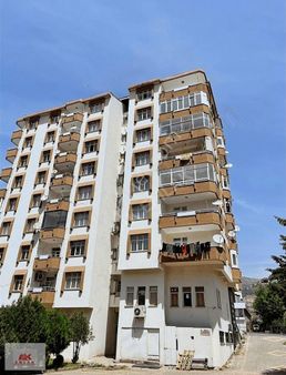 Şekerdere Caddesin'de Ana Yol Kenarı Satlık 3+1 Daire