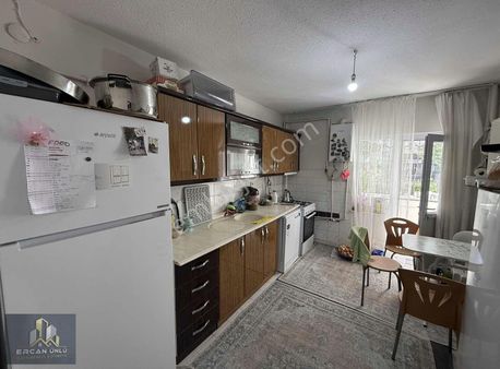 Ercan Ünlü'den İçerisi Yapılı Güzel Konumda İldem A Dairesi