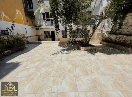 Araphasan Da 236 Sokak Üzerin De Büyük Bahçeli 3+1 Daire