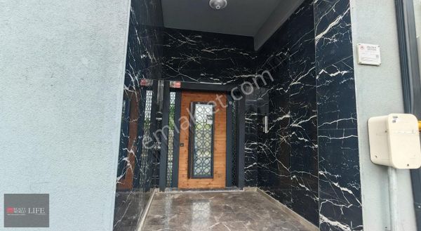 Rw Lıfe//zincirlikuyu Mh Asansörlü Köşe Sıfır Satılık 2+1 Daire