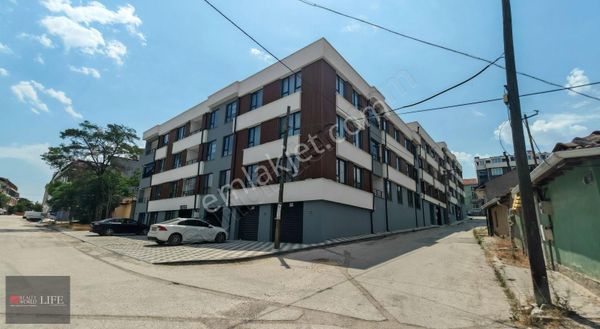 Rw Lıfe//zincirlikuyu Mh Asansörlü Köşe Sıfır Satılık 2+1 Daire