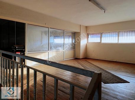 Yeni Sanayide Yatırımlık Dükkan