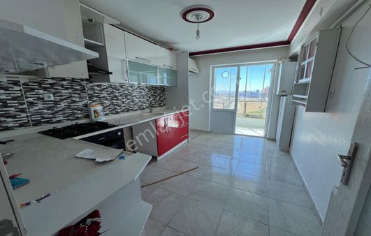 Keçiören Atapark'ta Üç Cepheli Geniş M2 3+1