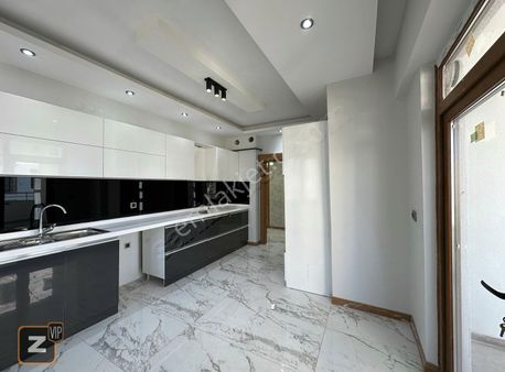 Ertuğrul Gazi Mahal. Bölgenin En Geniş 4+1 Daire Si Satılık