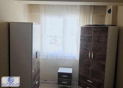 Doğalgazlı Eşyalı Kiracılı Klimalı 1+1 Satılık Daire