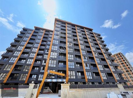 Redstone'den Armonıa Resıdenza'da Havuz Cephe Satılık 1+1 Daire