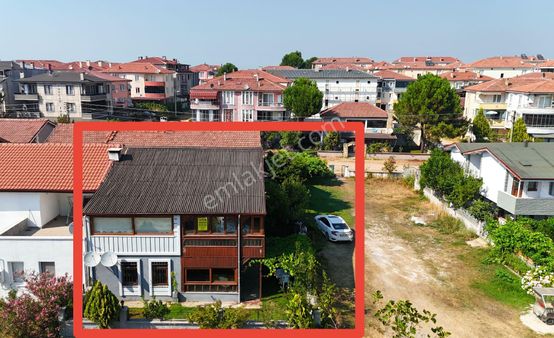 Aziziye Müstakil 250m2 Denize 2dk Geniş Bahçeli, Veranda Remax