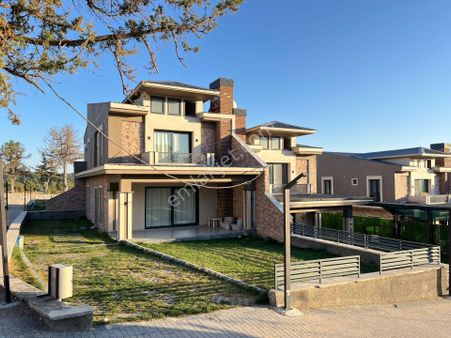 King'den Komşuköy Villalarında Unutulmaz Yaşam!!!