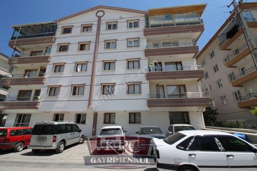 Krc'den Bostancık Mahallesinde Katta Asansörlü 3+1 Satılık Daire