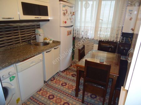 Krc'den Merkezi Konumda Ara Katta Satılık 3+1 Daire