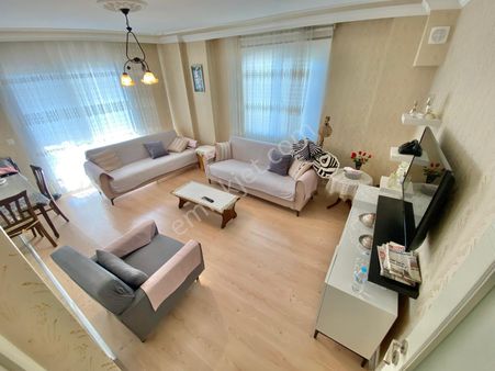 ➤➤yetkisi Herdem'den Kadıköyde Müstakil Tadında Doğalgazlı 3+1 Daire