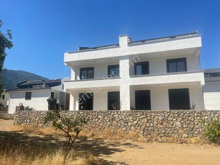 Poyraz Gayrimnenkul'den Güre'de Satılık Sıfır Dubleks Daire