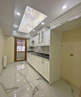 Bahçeşehir 2.kısım 2+1 Balkonlu Yeni Krediye Uygun Satılık Daire